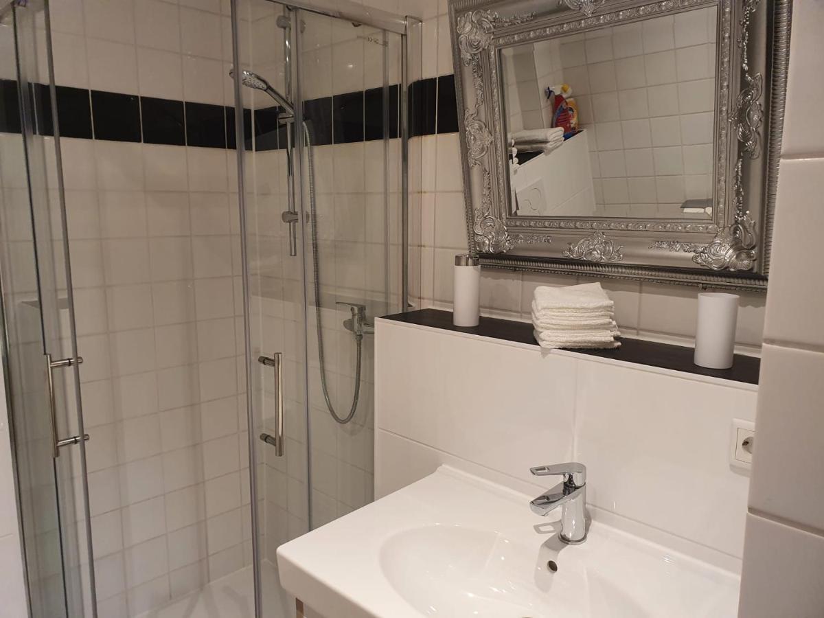 Ferienwohnung/Montagewohnung Paderborn Esterno foto